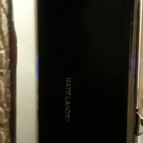 Clutch - Picture 3 of 3